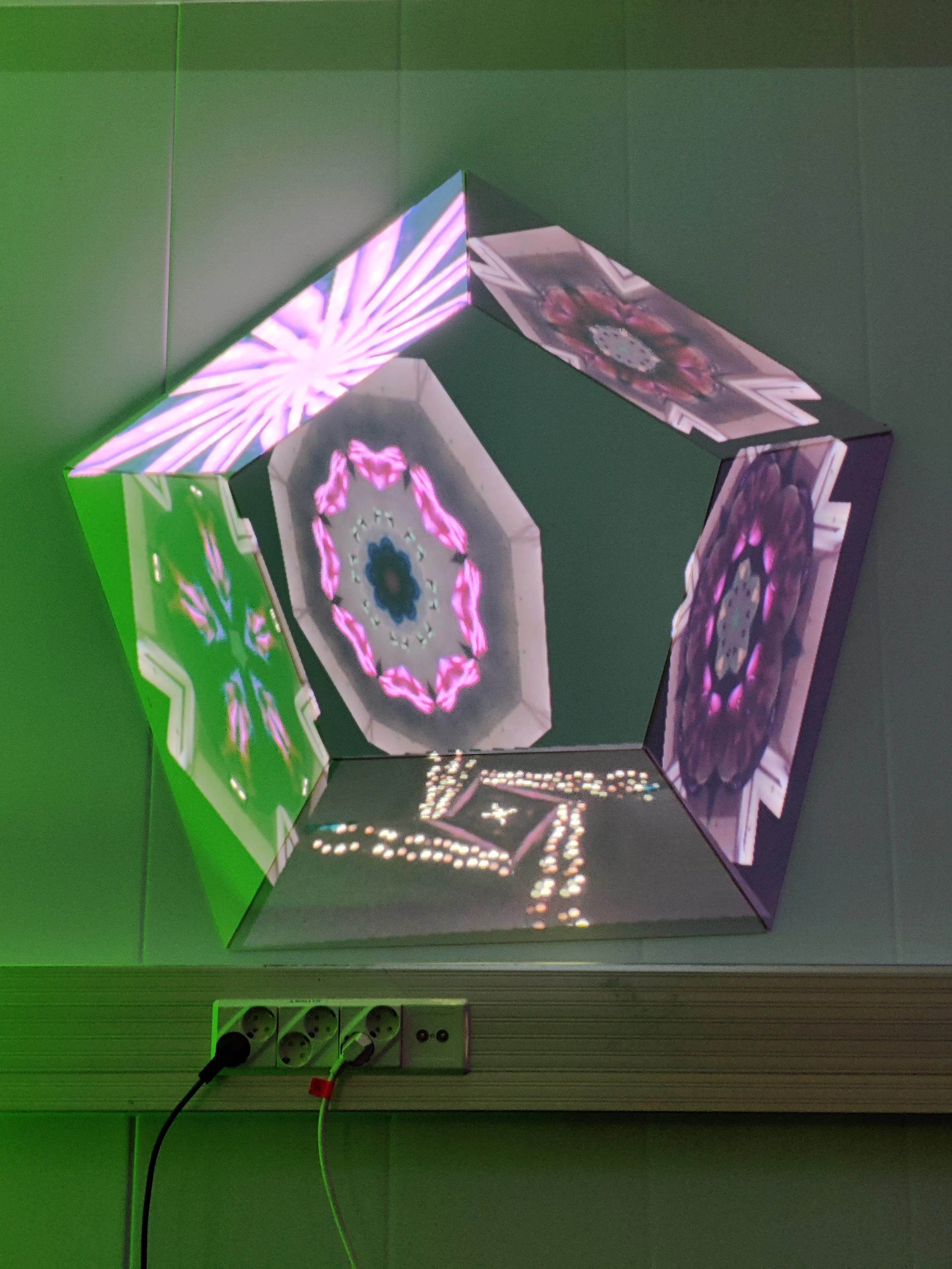 KALEIDO - image 7-1